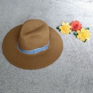Straw sun hat